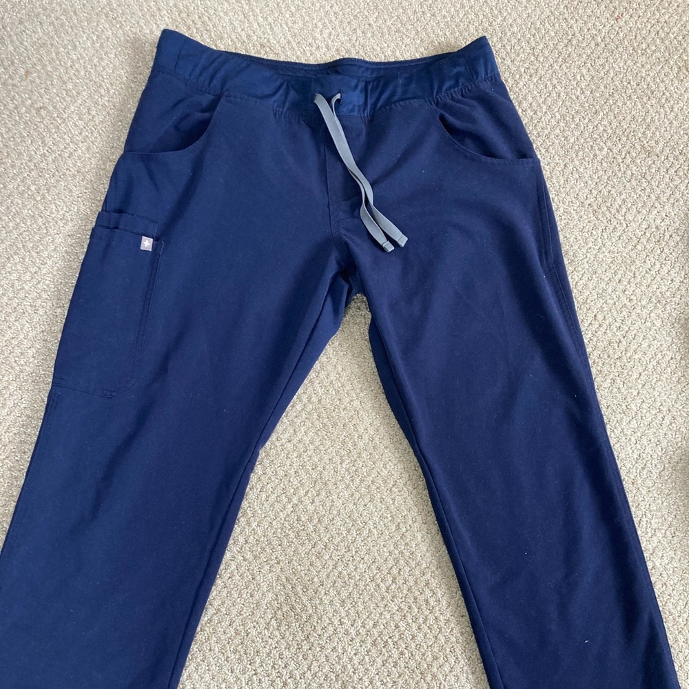 FIGS scrub pants